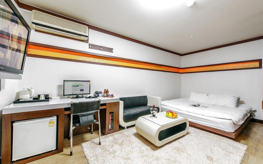 يوسو Mk Hotel المظهر الخارجي الصورة