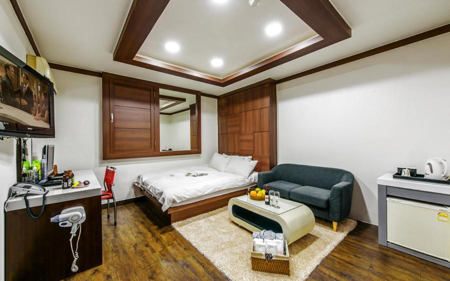 يوسو Mk Hotel المظهر الخارجي الصورة